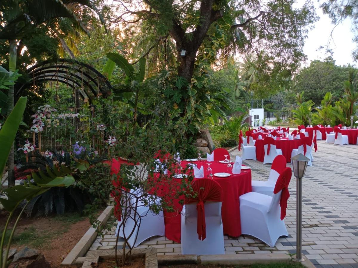 Lucky Beach Resort Trincomalee Kültér fotó